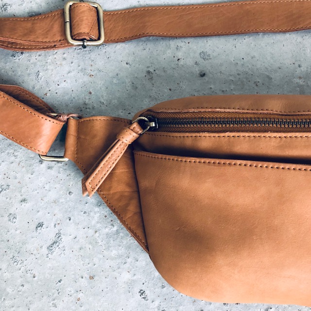 Bæltetaske Agnes SOFT cognac skind